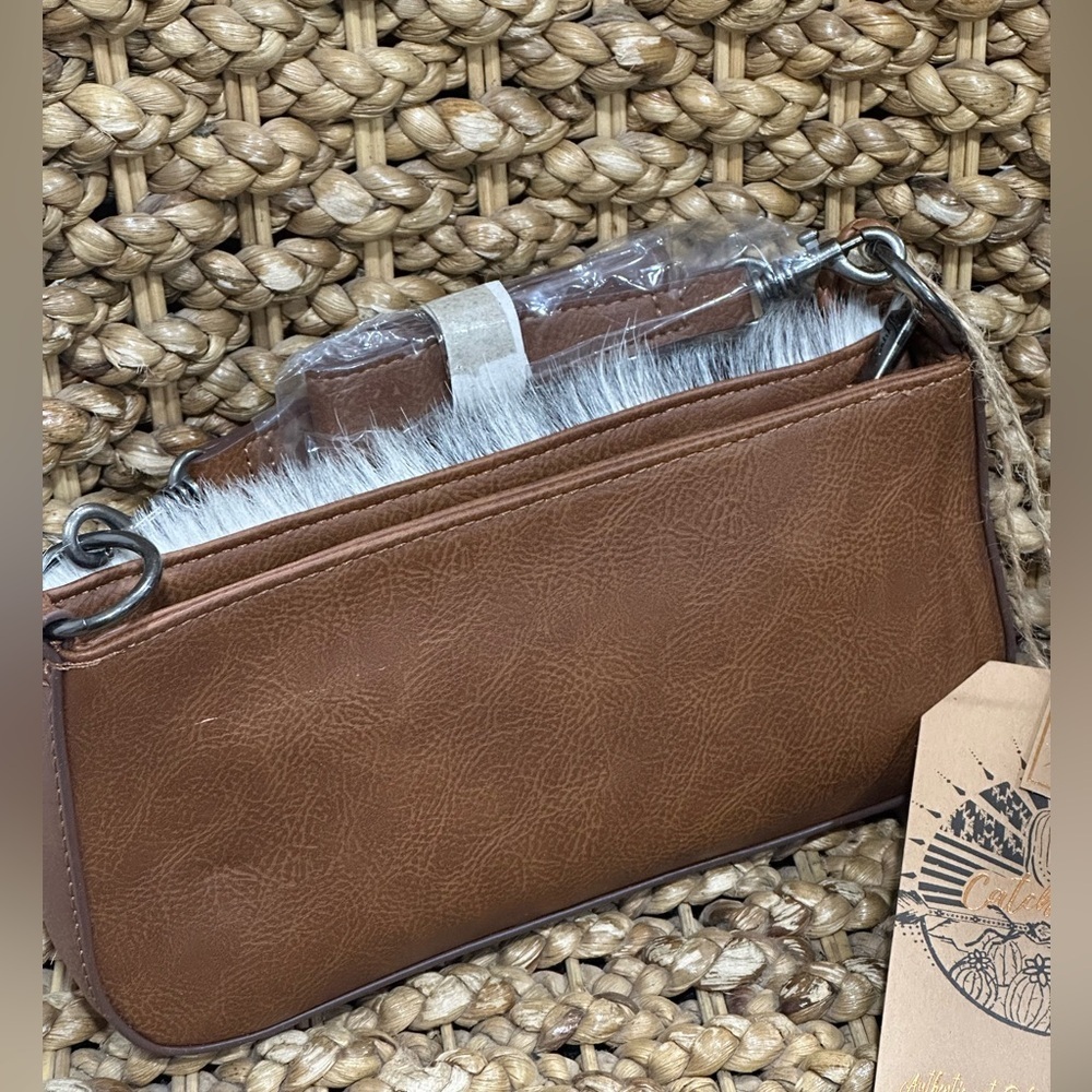 Carchfly Studio Cowhide Bag - Picture 4 of 10